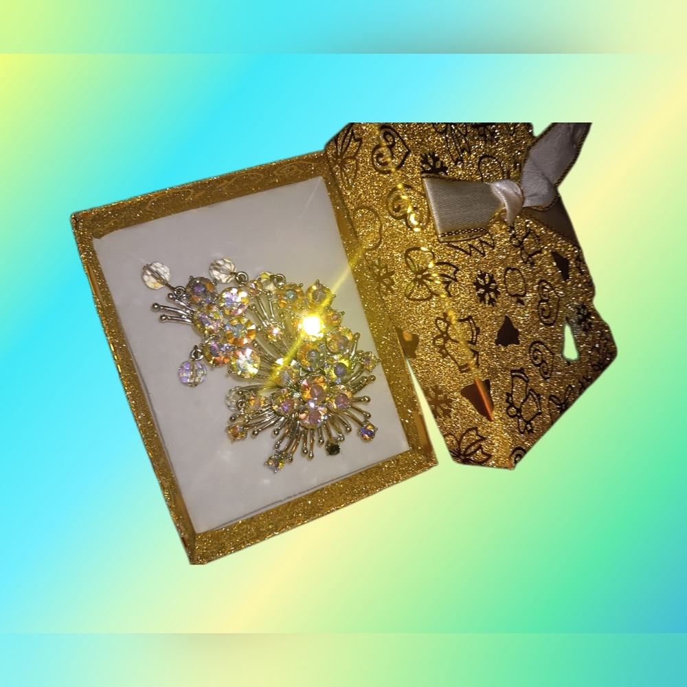 Vintage Brooch